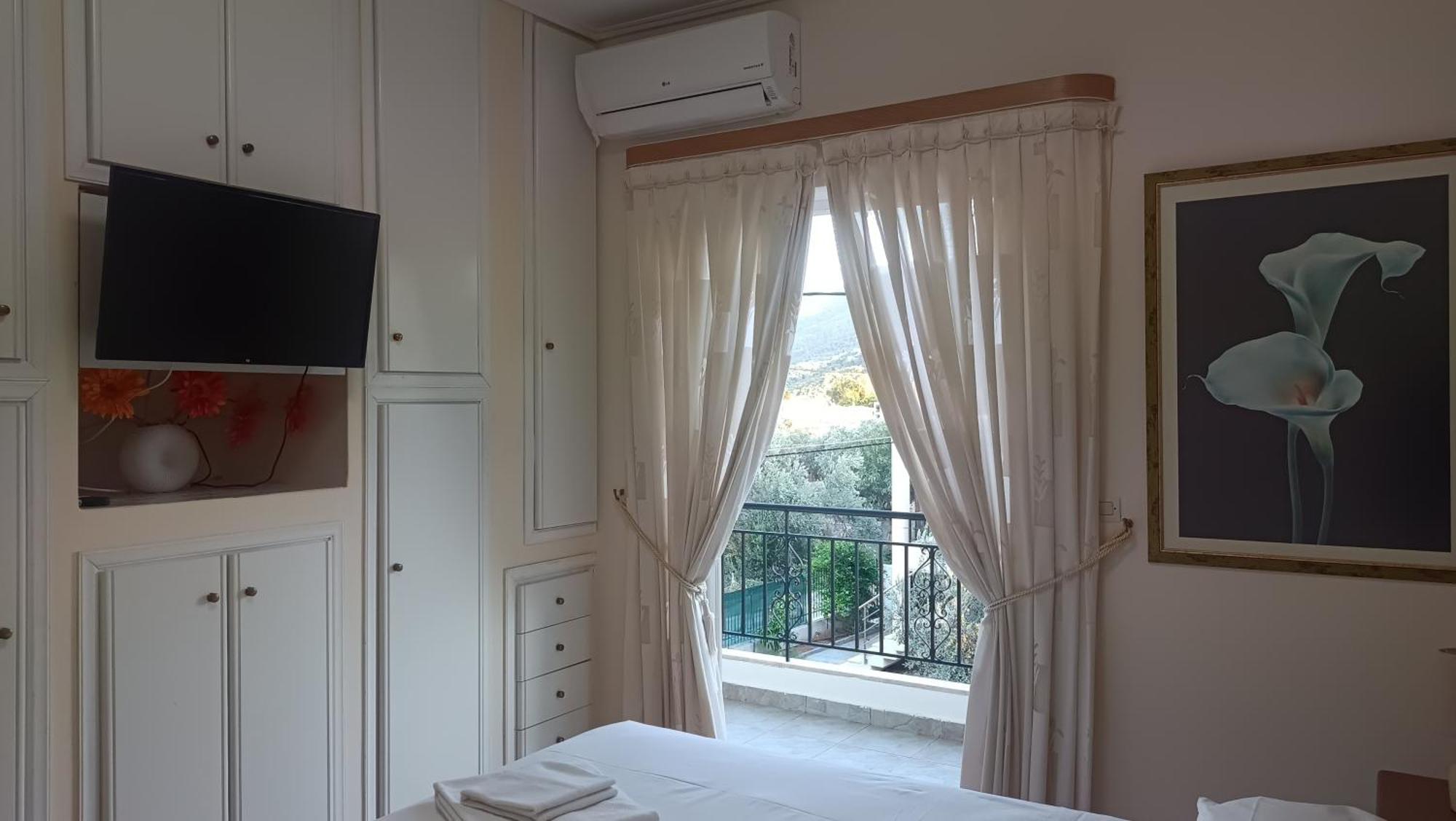 Apartament Alexadra'S House Κάτω Αλμυρή Zewnętrze zdjęcie
